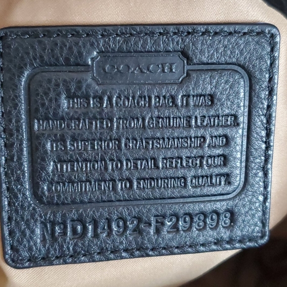 * Coach Park Leather Carryall Large Tote in Black - Picture 3 of 8